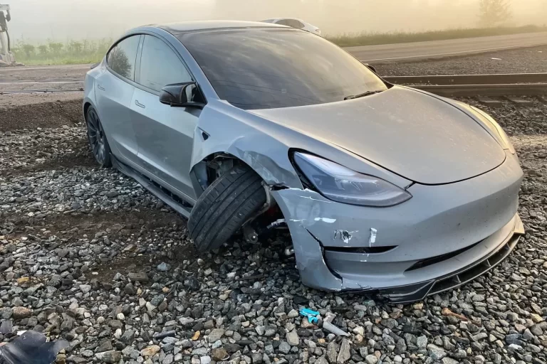 Poți repara mașina unde vrei pe RCA? Drepturile tale după un accident auto